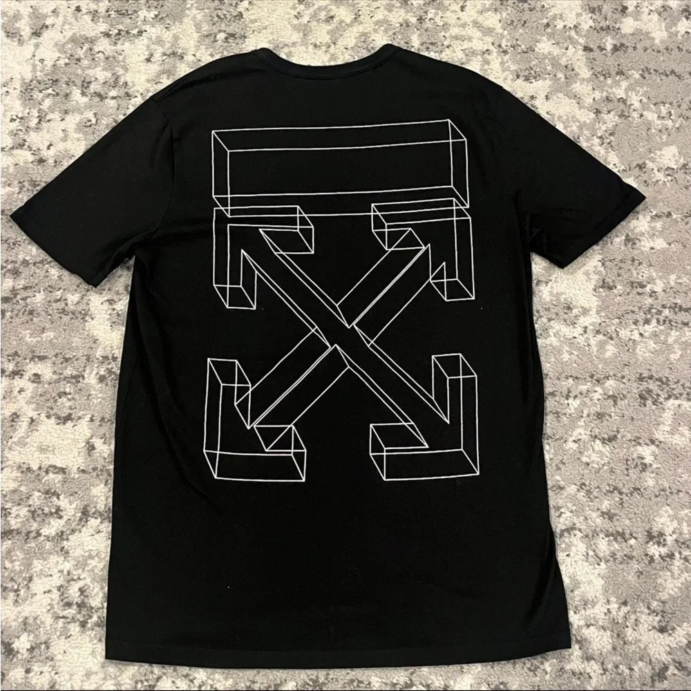 Off-White Black Graphic T-Shirt - Picture 1 of 4
